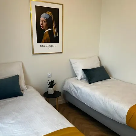 Szmaragdowy. * Siedlce