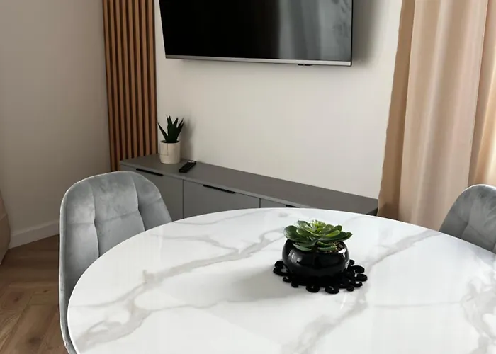 Szmaragdowy. * Siedlce